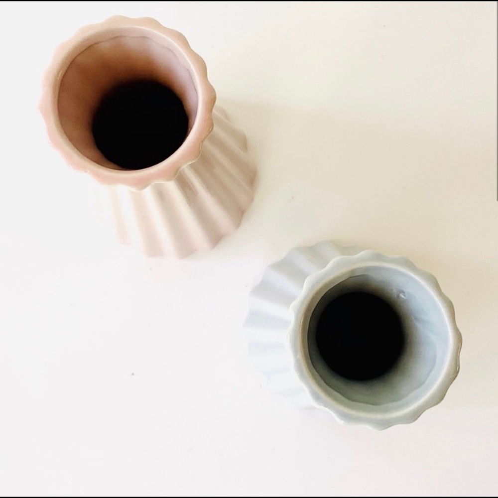 SOLD Vintage Geometric Ceramic Vases - Picture 4 of 6